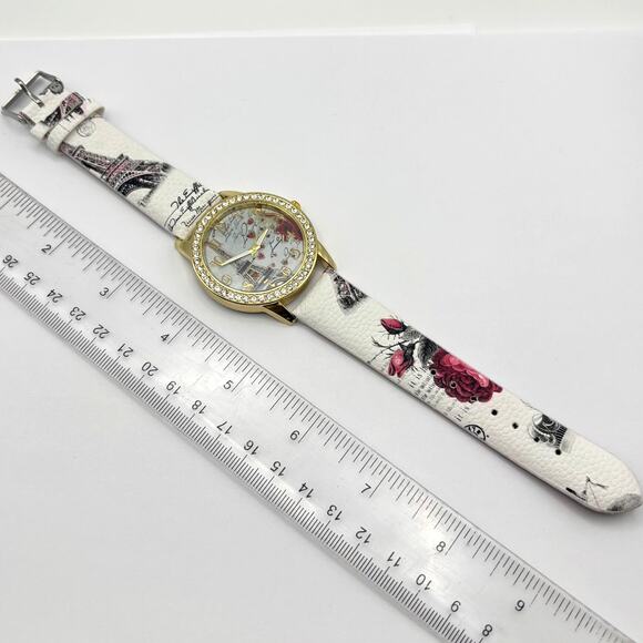 Gold Paris Heart Men's Watch - Picture 3 of 5